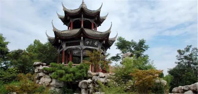 绵阳药王谷旅游攻略_绵阳攻略_绵阳药王谷几月适合去