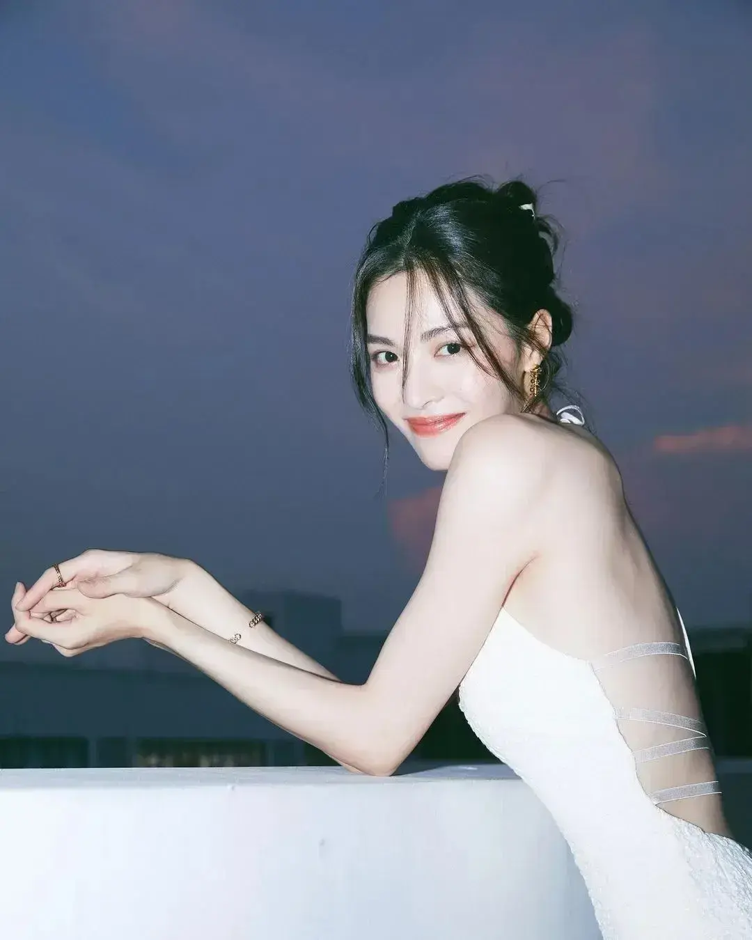 时尚蕾丝_蕾丝时尚剧场_蕾丝时尚高档连衣裙