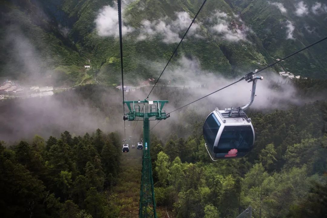 都江堰青城山旅游攻略一日游_都江堰青城山旅游官网_青城山都江堰旅游攻略