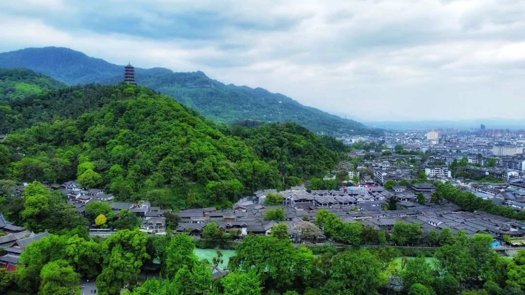 都江堰青城山旅游官网_都江堰青城山好玩吗_青城山都江堰旅游攻略