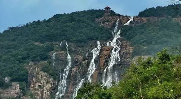 香溪堡民宿_香溪堡旅游攻略_香溪堡好玩吗