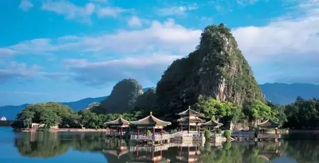 香溪堡旅游攻略_香溪堡民宿_香溪堡好玩吗
