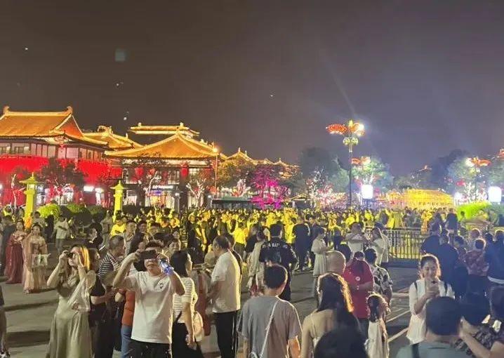西安市内旅游攻略_西安旅游市内玩景点_西安市区内旅游