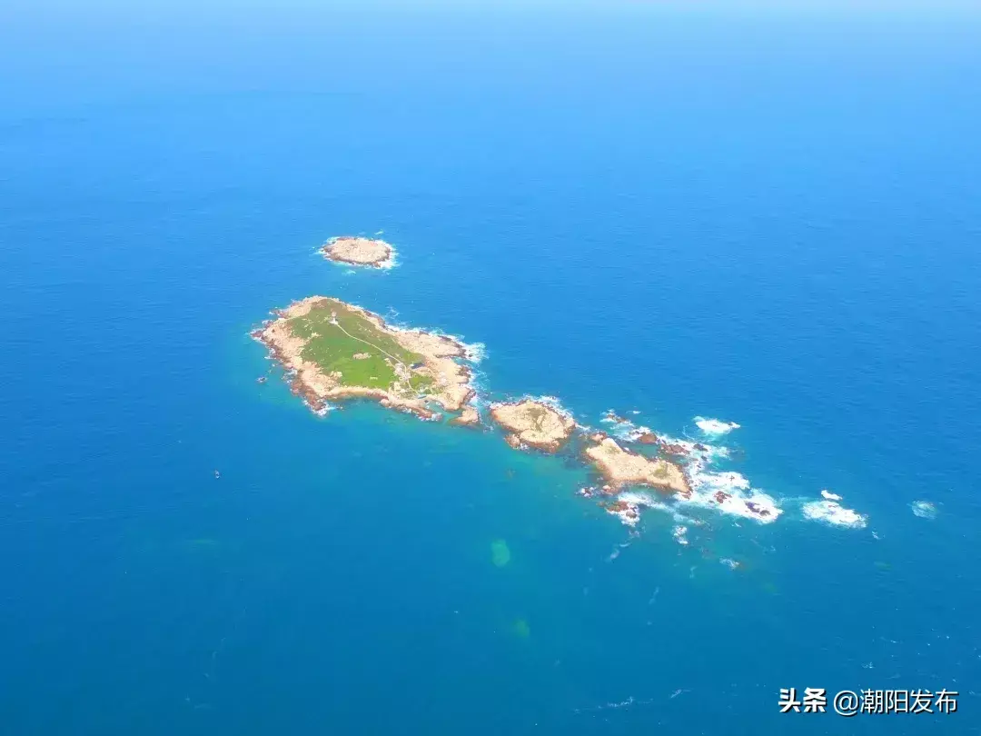 巴厘岛金银岛旅游攻略_巴厘岛度假胜地_巴厘岛金沙滩在哪