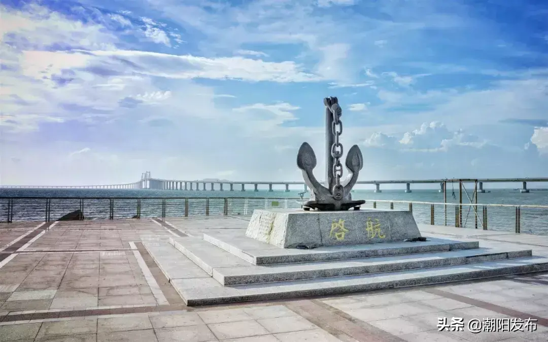 巴厘岛金沙滩在哪_巴厘岛金银岛旅游攻略_巴厘岛度假胜地