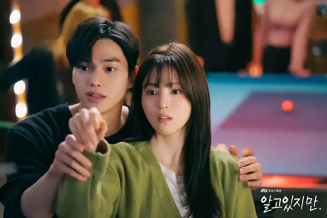 韩国最时尚的女明星_明星时尚韩国女星是谁_韩国明星时尚穿搭