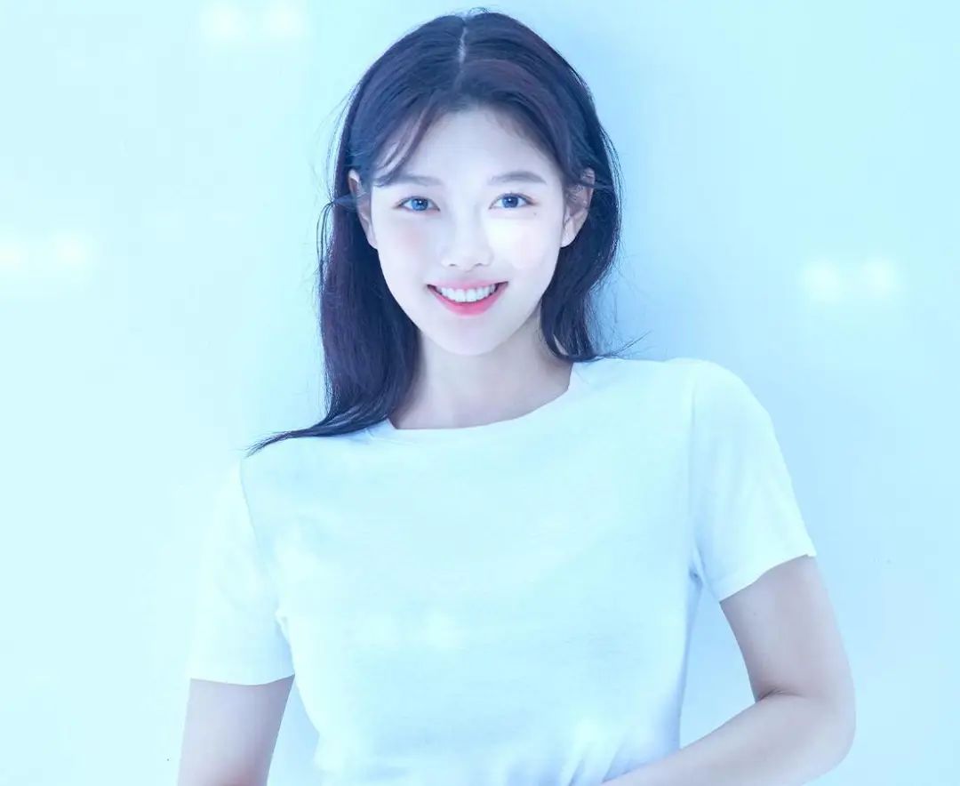 明星时尚韩国女星是谁_韩国明星时尚穿搭_韩国最时尚的女明星