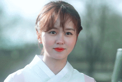 韩国最时尚的女明星_明星时尚韩国女星是谁_韩国明星时尚穿搭