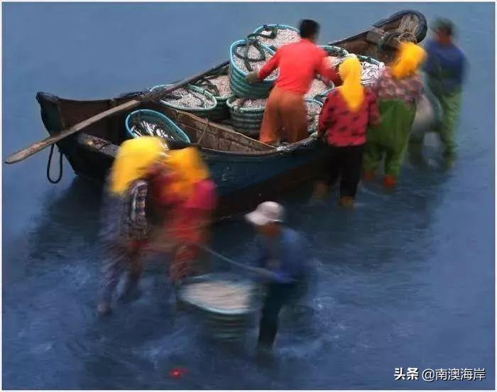 巴厘岛度假胜地_巴厘岛金巴兰海滩图片_巴厘岛金银岛旅游攻略