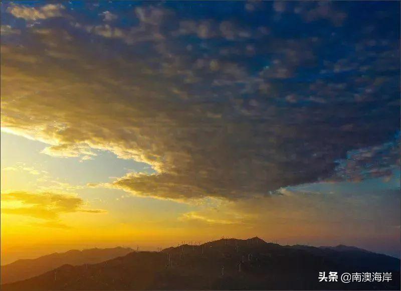 巴厘岛度假胜地_巴厘岛金银岛旅游攻略_巴厘岛金巴兰海滩图片