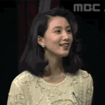 韩国最时尚的女明星_韩国明星时尚穿搭_韩国女明星的穿搭