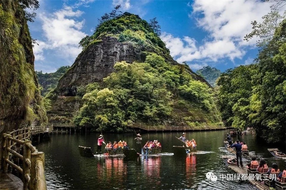 金铙山海拔多少_金铙山旅游攻略_金铙山小木屋住宿攻略