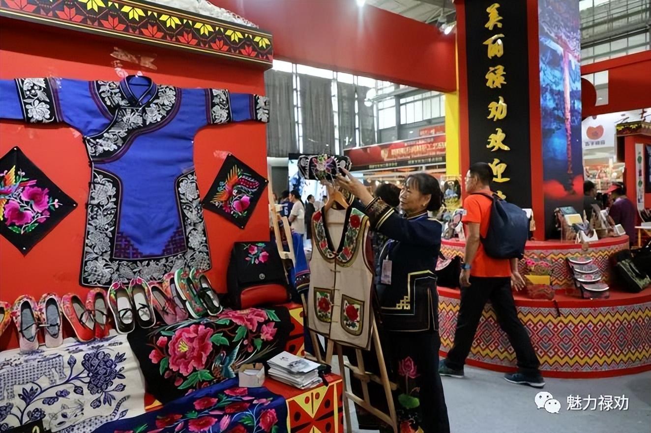 禄劝旅游攻略_禄劝旅游项目有哪些_禄劝旅游