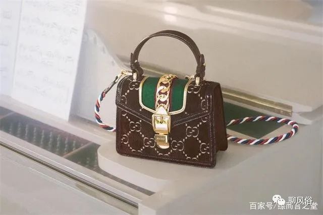 时尚女包女包品牌-女包时尚品牌排行榜