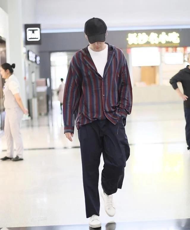 男士服装搭配技巧大全_男士着装有哪些要求_时尚男士着装搭配技巧