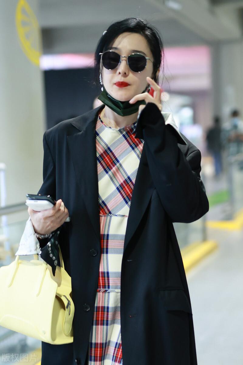 范冰冰 时尚-范冰冰时尚先生(图2) 范冰冰时尚先生_范冰冰时尚先生封面_范冰冰 时尚