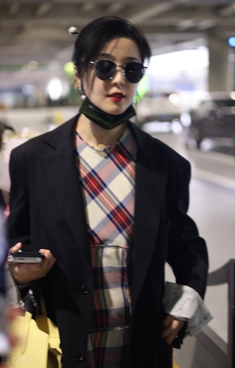 范冰冰 时尚-范冰冰时尚先生(图3) 范冰冰 时尚_范冰冰时尚先生_范冰冰时尚先生封面