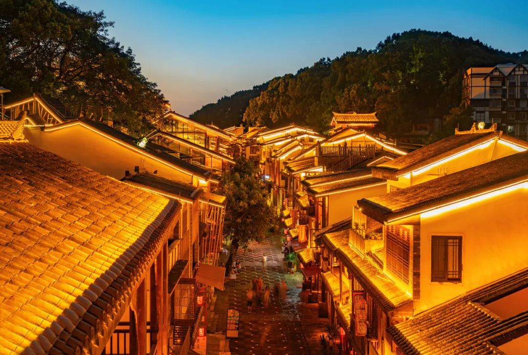 攻略重庆旅游景点路线_攻略重庆旅游的路线_重庆一日旅游攻略