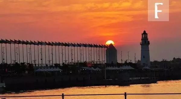 青岛攻略旅游栈桥路线_青岛栈桥旅游攻略_青岛旅游攻略必去景点栈桥