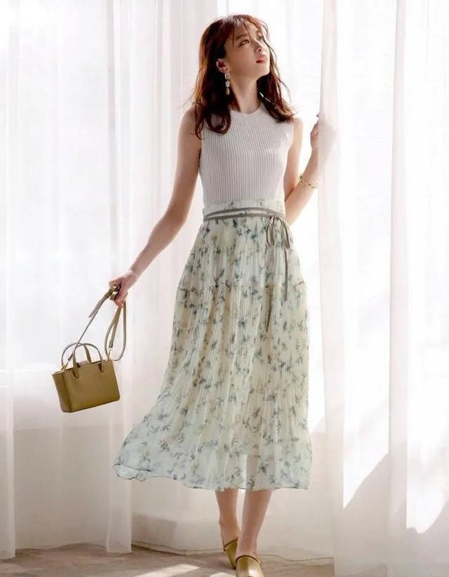 时尚混搭风盛行-时尚混搭装饰哪几种(图8) 时尚混搭风盛行_盛行混搭时尚风格是什么_时尚混搭装饰哪几种