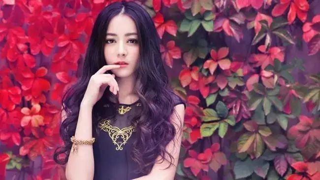 依娜时尚呢子外套_春秋短款修身呢子外套_呢子外套是毛呢外套吗