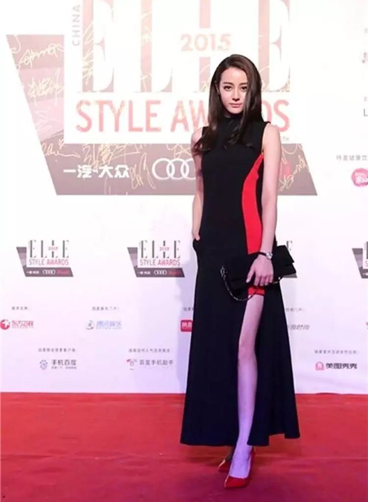 依娜时尚呢子外套_春秋短款修身呢子外套_呢子外套是毛呢外套吗