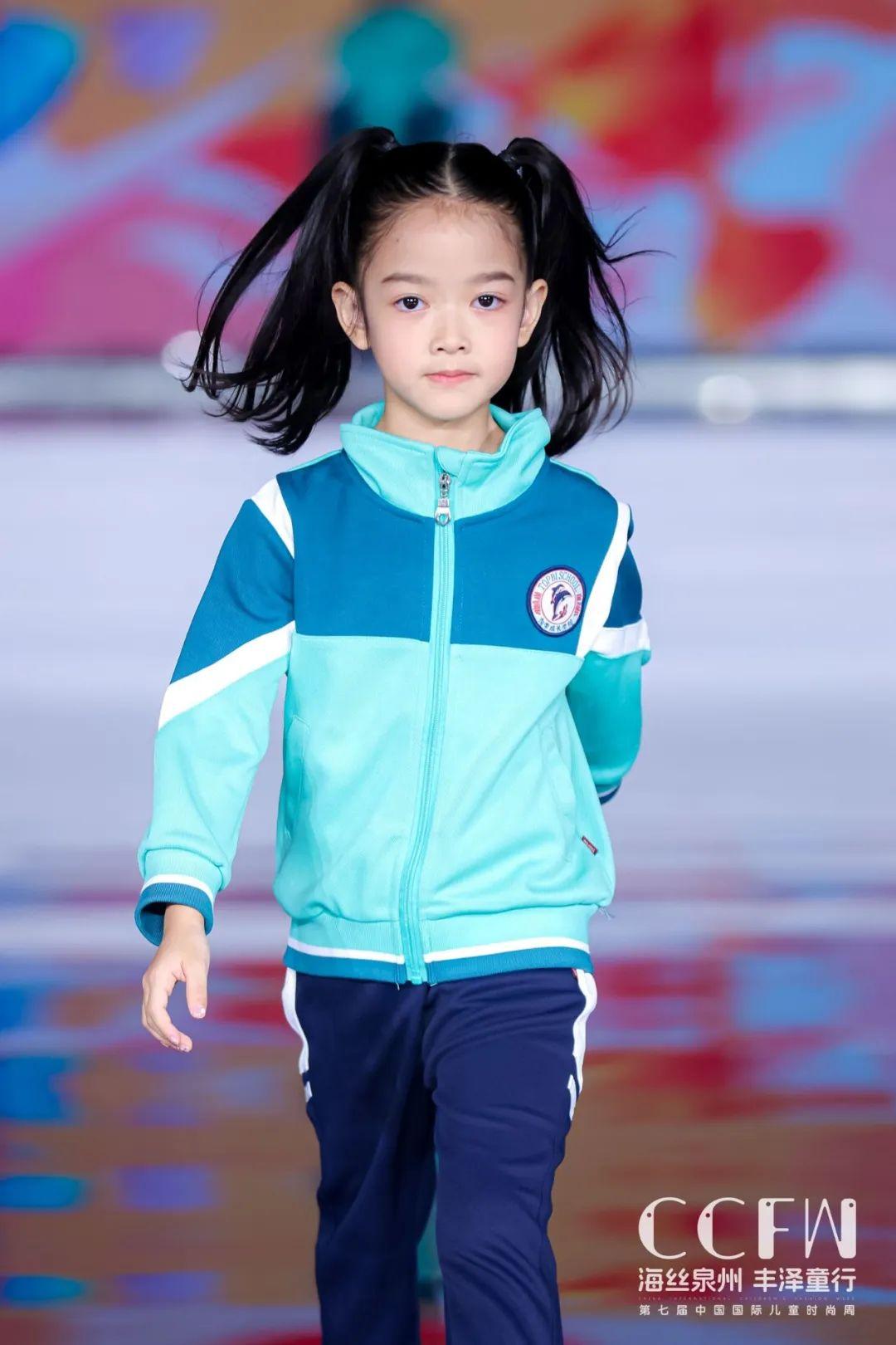 时装秀幼儿_幼儿时装秀服装_儿童时尚服装秀