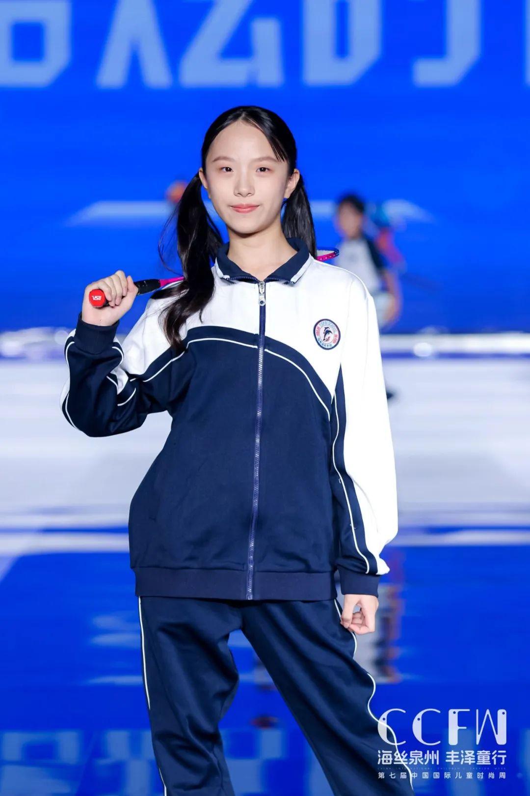 幼儿时装秀服装_时装秀幼儿_儿童时尚服装秀