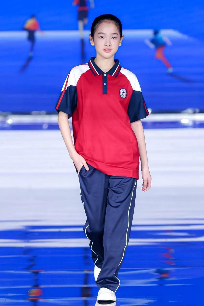幼儿时装秀服装_时装秀幼儿_儿童时尚服装秀