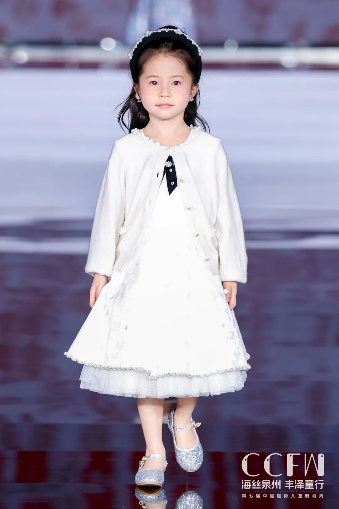 儿童时尚服装秀_幼儿时装秀服装_小孩时装秀衣服