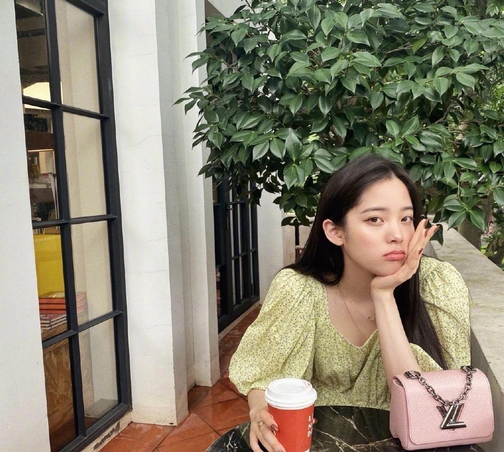 孕妇裙夏季外出时尚_孕妇裙装_时尚孕妇裙