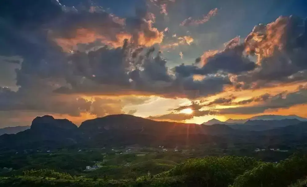 梅州雁鸣湖景区图片_梅州雁鸣湖旅游攻略_梅州雁鸣湖旅游度假村官方网站