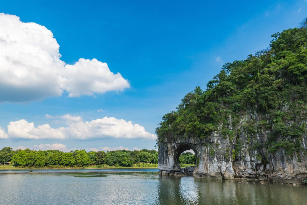广西桂平西山旅游攻略_西山风景区桂平_广西桂平西山风景区门票多少钱