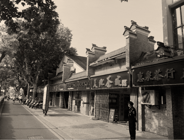白色时尚音乐节_2012白色时尚音乐节_白色时装秀