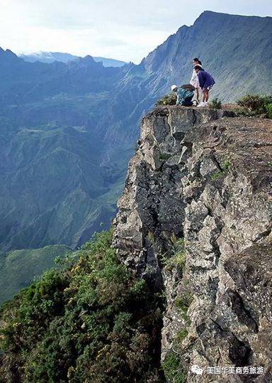 帕劳群岛地图上的位置_帕劳群岛旅游攻略_帕劳群岛图片欣赏