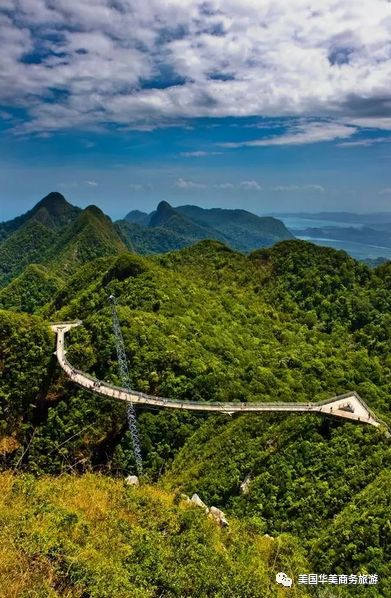 帕劳群岛旅游攻略_帕劳群岛图片欣赏_帕劳群岛地图上的位置