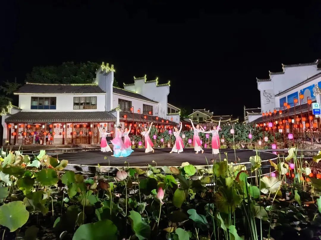 新余仙女湖旅游攻略_鞠婧祎红色嫁衣_lm13700是什么芯片