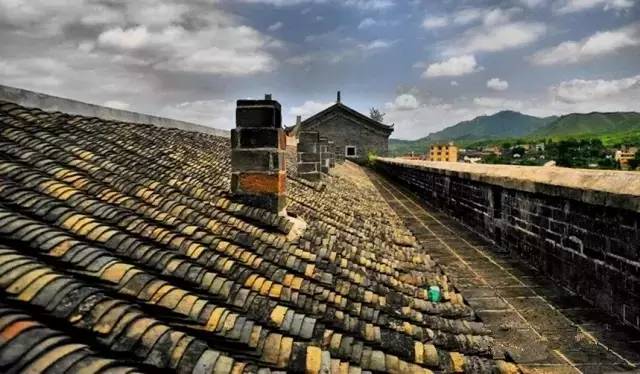 始兴深渡水火坑图片_始兴深渡水旅游攻略_始兴深渡水生态旅游区门票