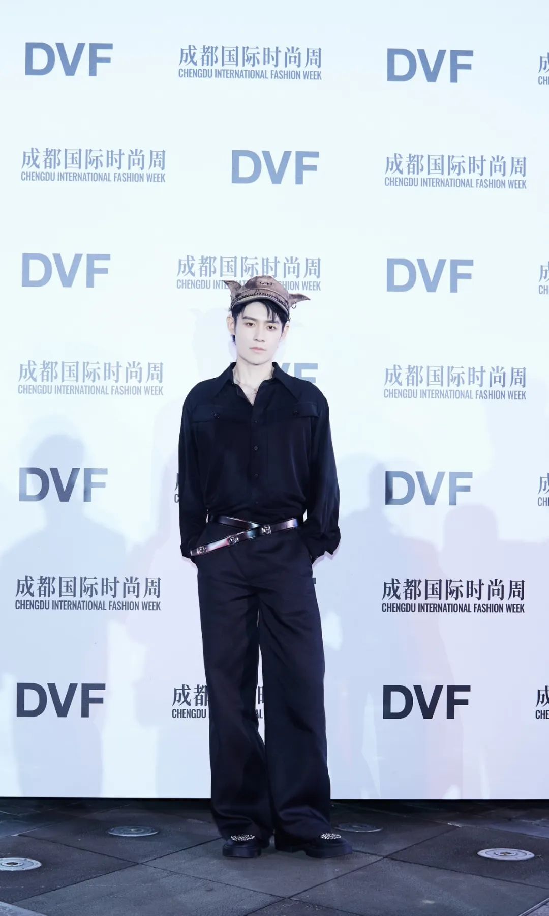 瑞丽时尚论坛_瑞丽时装杂志图片大全_瑞丽时装杂志