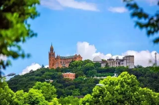 上海 佘山旅游攻略_上海攻略旅游佘山路线_上海佘山游玩攻略
