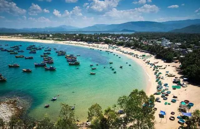 金银滩景区_金银滩旅游攻略_金银滩海滩