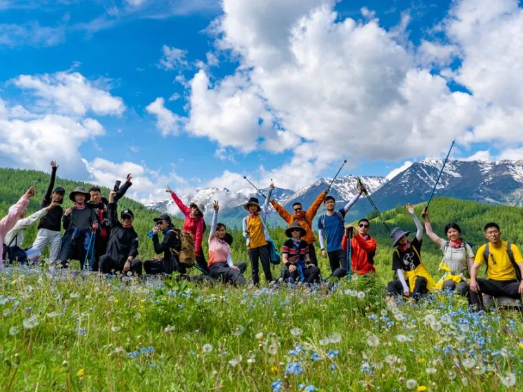 新疆天山旅游攻略_商洛九天山旅游攻略_乌鲁木齐天山牧场旅游攻略