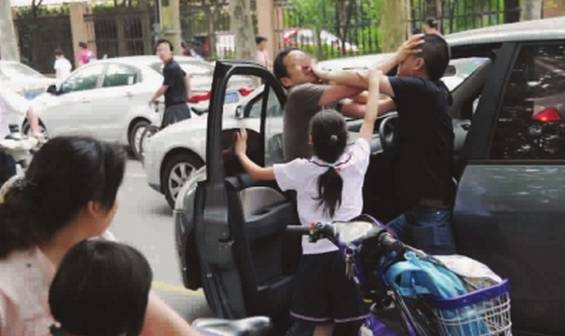 云南弥勒旅游路线_云南弥勒旅游攻略_云南攻略弥勒旅游景点