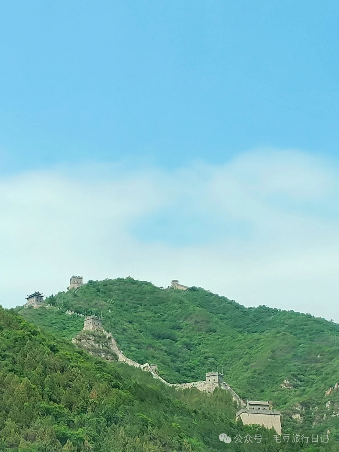八达岭长城到十三陵旅游攻略_八达岭长城去十三陵怎么坐车_八达岭长城到十三陵多远