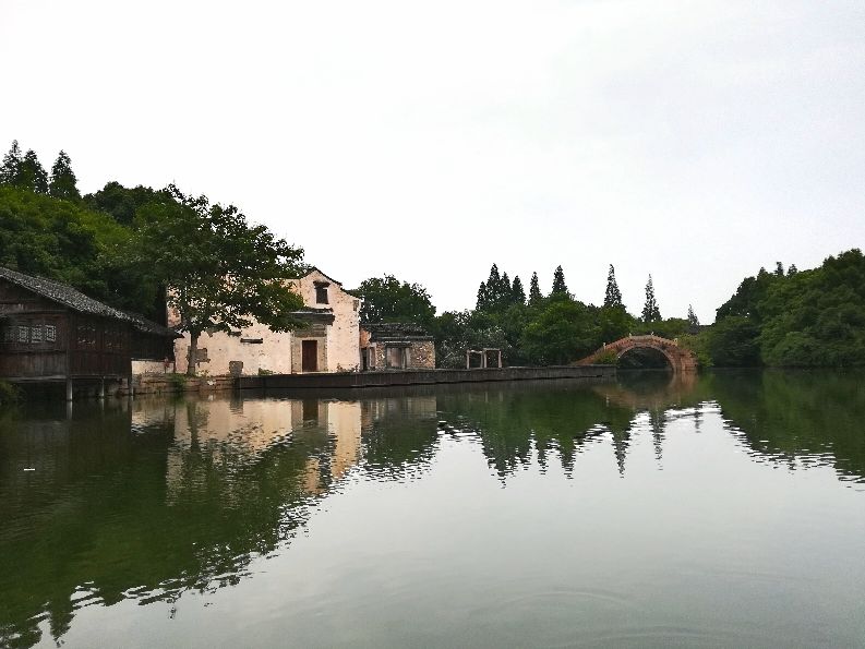 乌镇里住宿多少钱_乌镇旅游攻略住宿推荐_乌镇旅游住宿类型