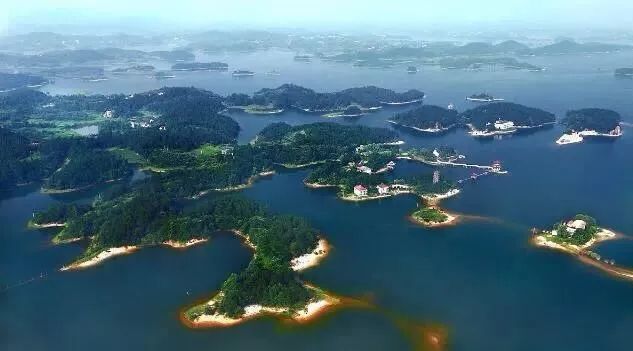 皖西大裂谷旅游攻略_皖西大裂谷现场门票多少钱_皖西大裂谷游玩时长