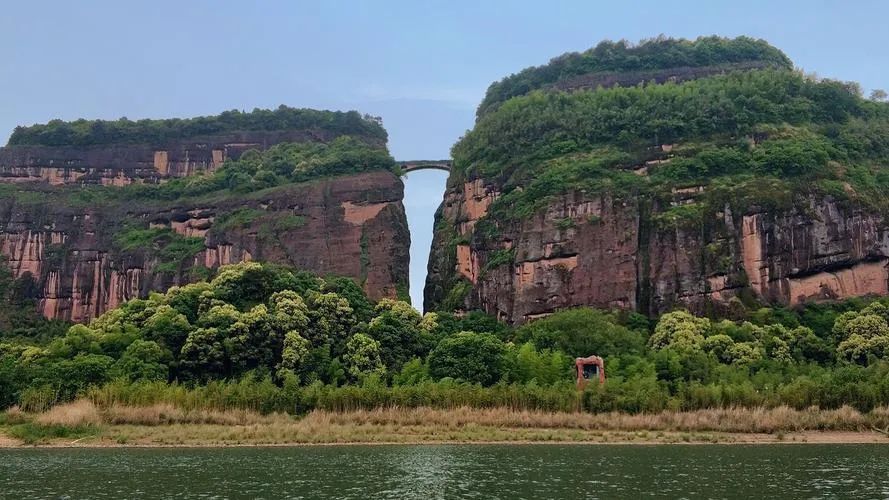 鹰潭龙虎山景区_攻略旅游鹰潭龙虎山路线_鹰潭龙虎山旅游攻略