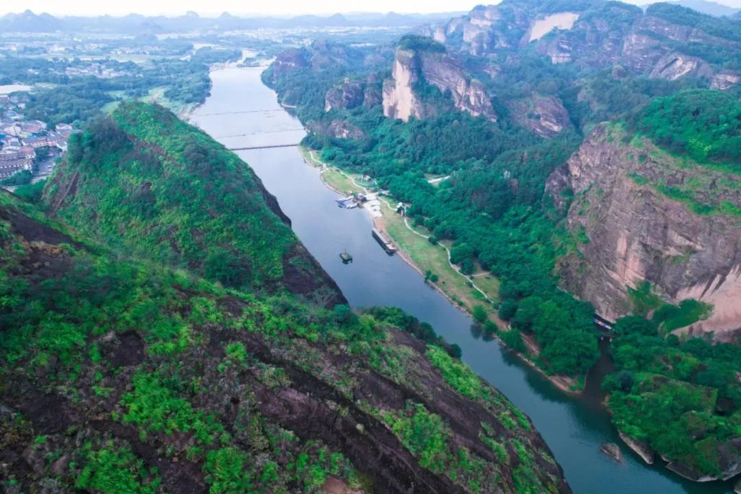攻略旅游鹰潭龙虎山路线_鹰潭龙虎山景区_鹰潭龙虎山旅游攻略