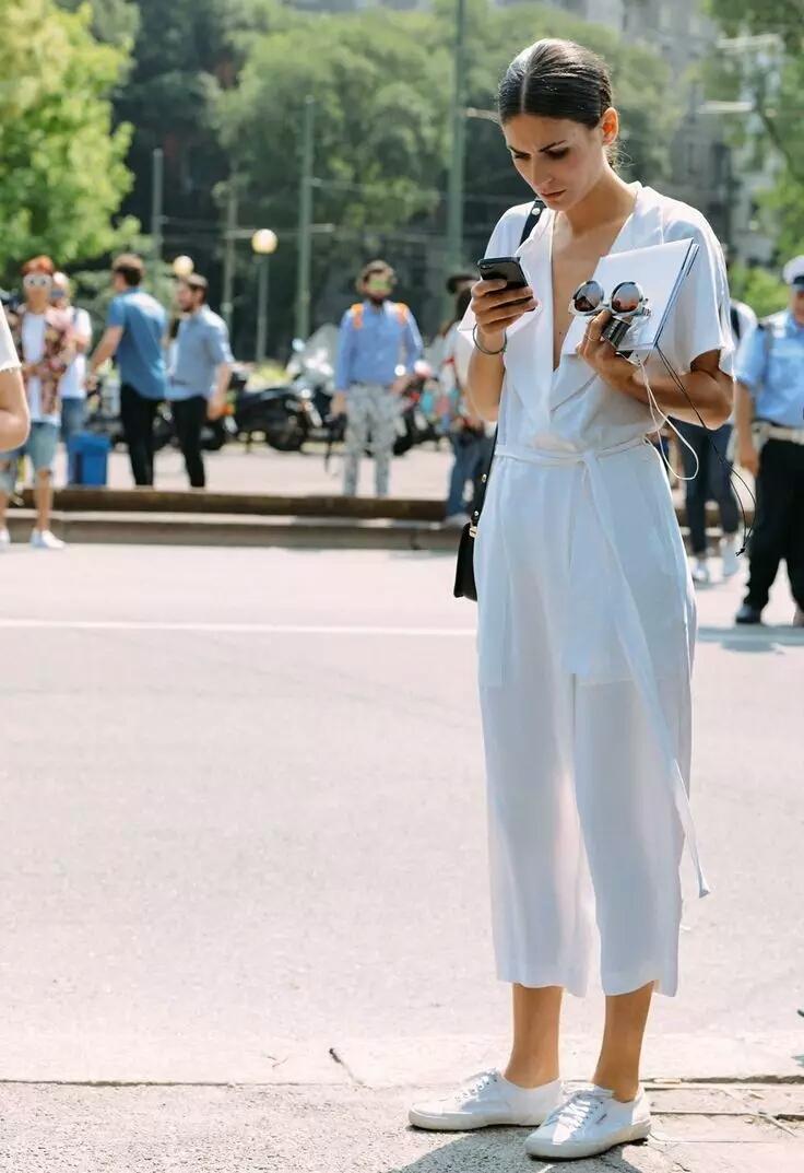 微乳才是时尚_流行微乳吗_微乳穿衣服好看