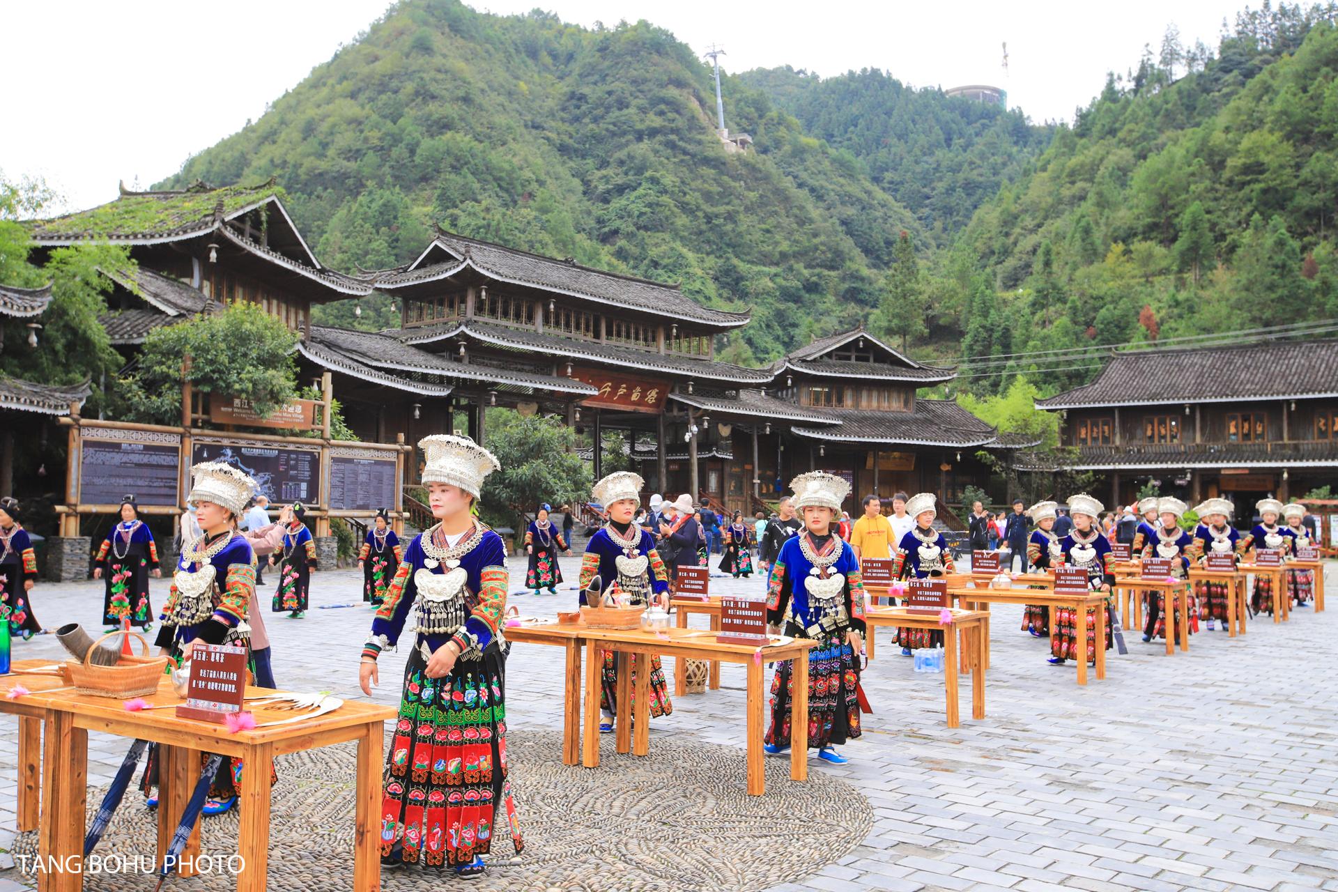 贵州凯里苗寨旅游攻略_攻略凯里旅游苗寨的路线_凯里千户苗寨旅游攻略